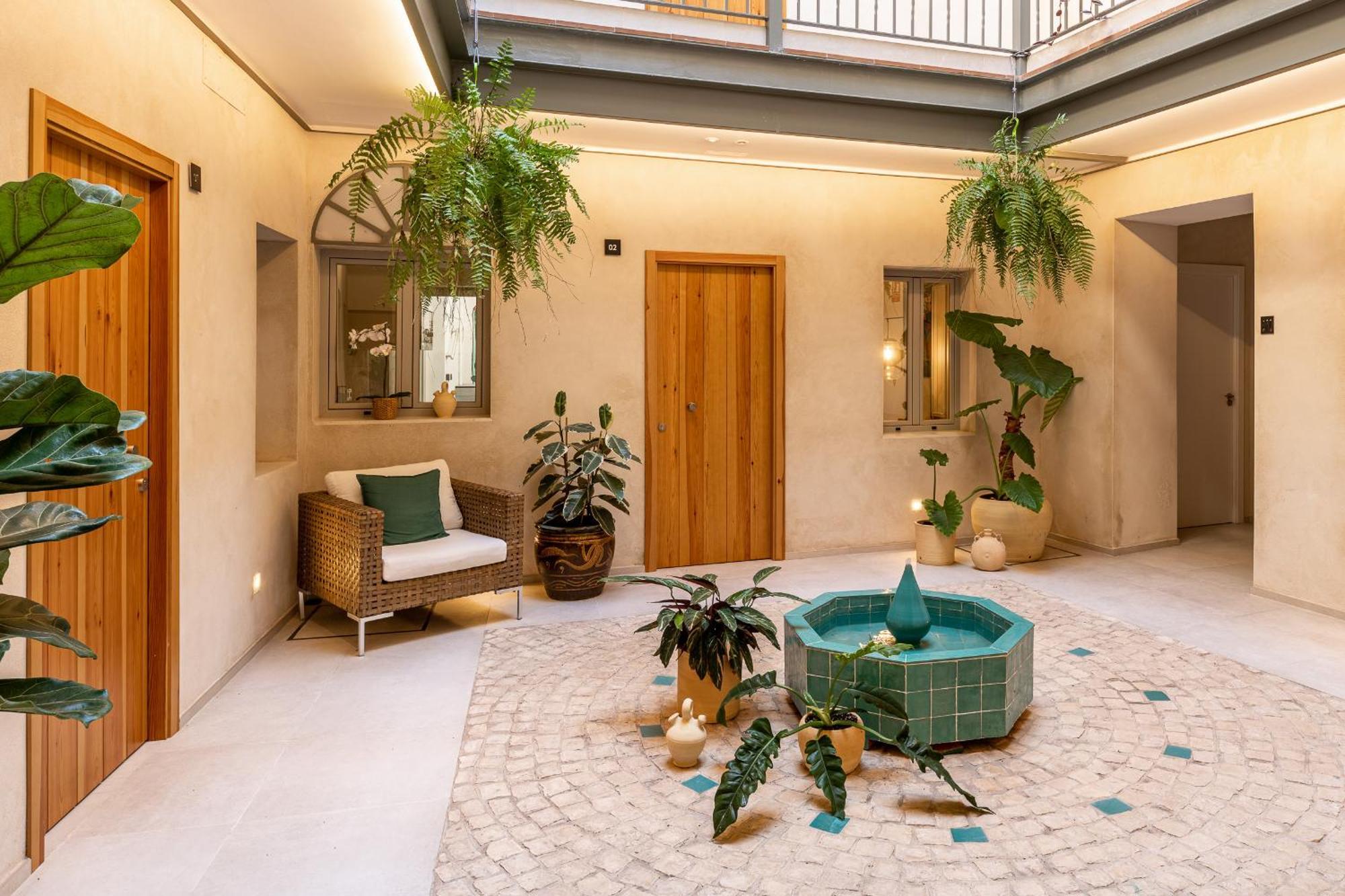 Casa 95 * Seville